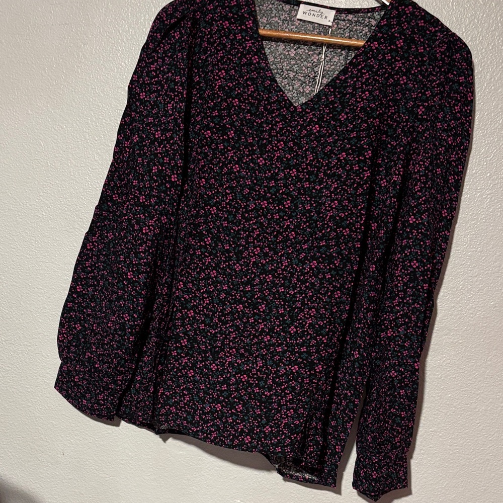 Elegant V-Neck Floral Blouse - Black and Pink